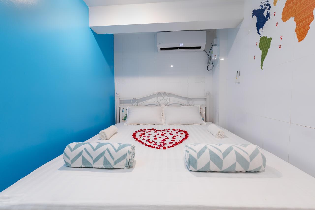Little Monkey Hostel Янгон Экстерьер фото